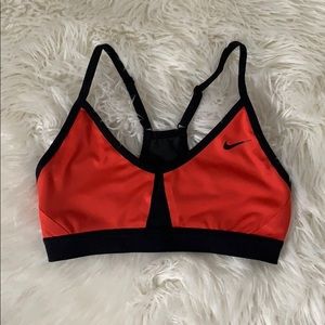 Nike Sportsbra with Adjustable Straps Sz Small